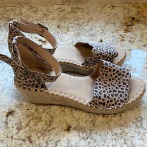 Catherine Malandrino leopard espadrille wedges